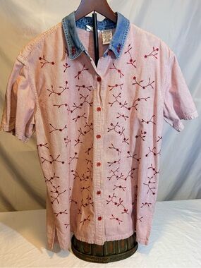 VTG Bobbie Brooks Embroidered Short-Sleeve Button-Down with Denim Collar (GG)